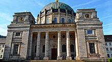 Ein Chor aus den Niederlanden wird jüngst des Domes von St. Blasien verwiesen, weil die Mitglieder dort singen.