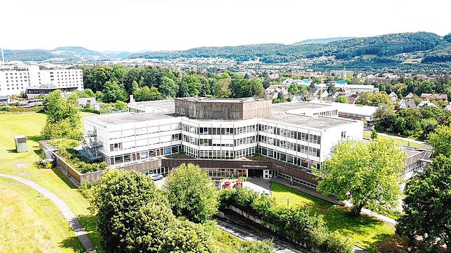 Bild 1: Schocknachricht! Gesundheitscampus vor der Insolvenz