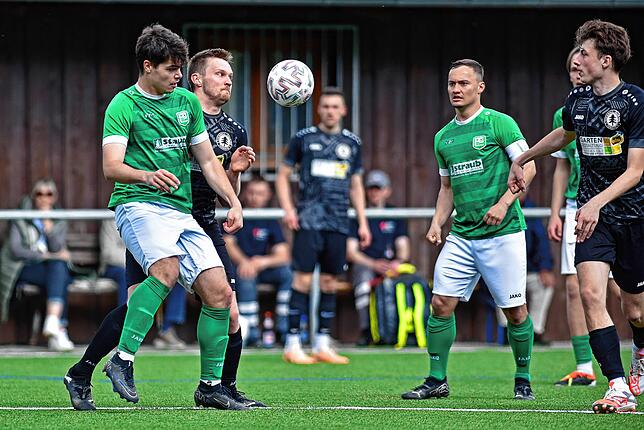Bild 6: Der FC Tannheim schlägt den FC Bräunlingen mit 3:1 – wir haben die Fotos!