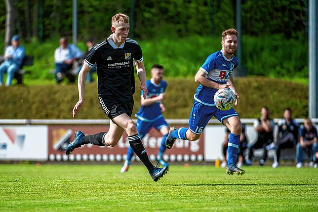 Bild 4: SV 08 Laufenburg gewinnt Hochrhein-Derby gegen FC Erzingen mit 7:1 &ndash; und wir haben Bilder!