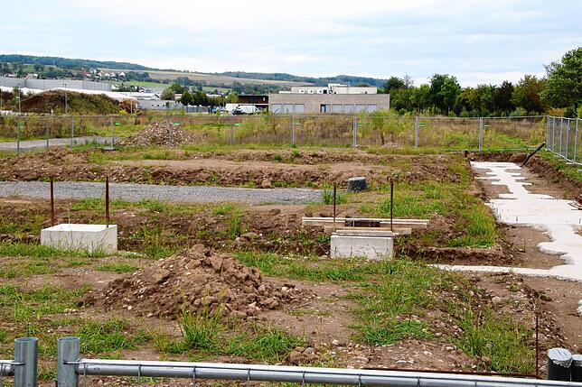 Wann und ob es auf der Baustelle des Modeparks Röther weitergeht, ist derzeit nicht absehbar. Der Fertigstellungstermin im Herbst 2024 ...