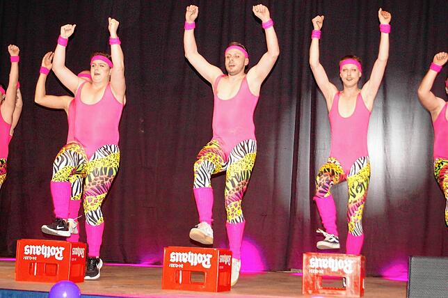 Bild 7: Bilder vom Zunftball aus der Graf-Burchard-Halle