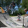 Kinder, Jugendliche und Erwachsene sollen im neu gestalteten Umfeld rund um die Skateanlage eine höhere Aufenthaltsqualität erhalten.