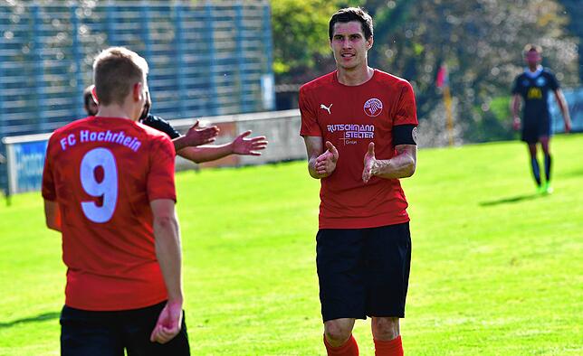 Bild 37: FC Hochrhein besiegt den FC Wallbach deutlich mit 4:0 &ndash; und wir haben die Bilder!