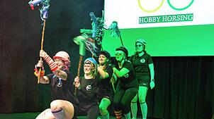 Die Landjugend Eggingen stellte das Hobby-Horsing vor.