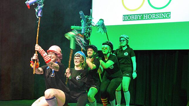 Die Landjugend Eggingen stellte das Hobby-Horsing vor.