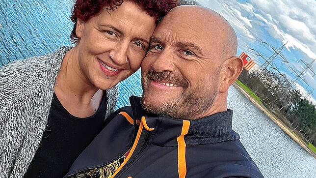 Das Fernsehen macht&lsquo;s möglich: Stephanie Maragozidis aus Velbert und Thorsten Zufahl aus Hilzingen lernten sich durch das ...