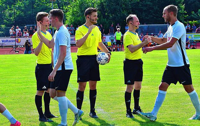 Bild 4: SG FC Wehr/Brennet unterliegt FC Emmendingen mit 0:4 – und wir haben Fotos! (Teil 2)