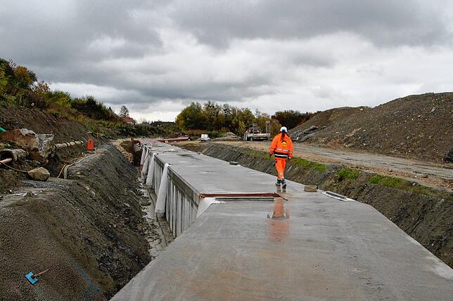 Bild 4: Kommen Sie mit auf die B31-neu-Baustelle und lernen Sie in Videos und Bildern die Menschen kennen, die für uns die Bundesstraße bauen