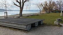 Neben der Terrasse: Sollten drei Spielgeräte aufgestellt werden, wird die Liegewiese wohl noch kleiner. Foto: Thomas Zoch