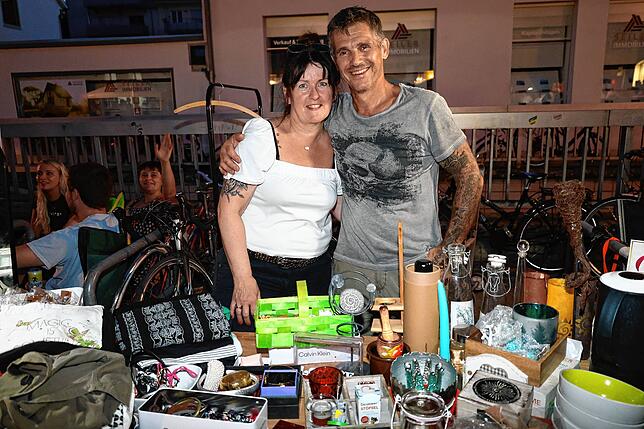 Bild 29: Die Massen strömen zum großen Flohmarkt. Hier gibt‘s die Fotos aus Konstanz