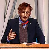 Ruben Riebsamen als Karl Lauterbach brachte das Publikum ein ums andere Mal zum begeisterten Beifall.