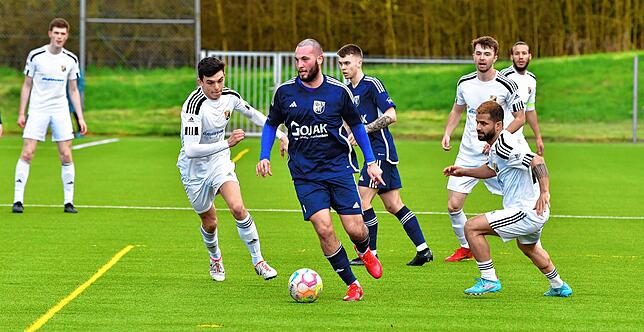 Bild 12: U23 des SV 08 Laufenburg gewinnt Kellerderby beim SV SV Blau-Weiß Murg &ndash; und wir haben Bilder!