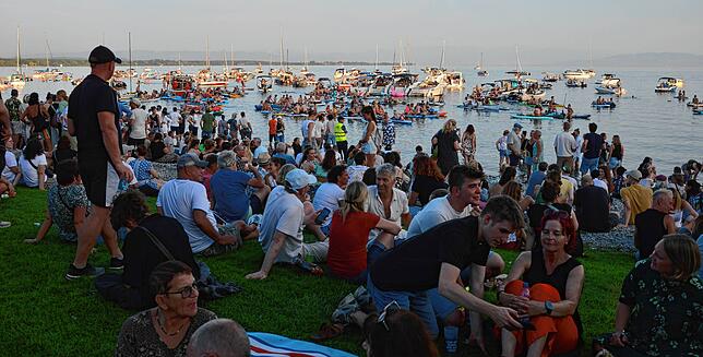 Bild 13: Feiern mit Cari Cari, Fritz Kalkbrenner und Meute: Bilder vom ersten FN:POP-Abend