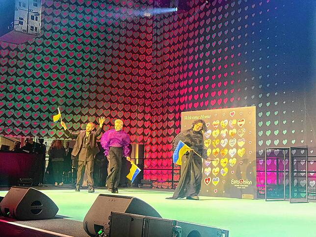 Bild 27: Alle Bilder zur „MET-Gala Europas“ in Basel: So präsentieren sich die ESC-Acts bei der Eröffnungszeremonie