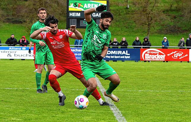 Bild 7: Die besten Bilder vom Bezirkspokal-Viertelfinale zwischen dem TSV Aach-Linz und dem FC RW Salem