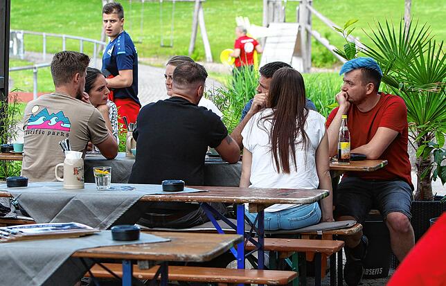 Bild 24: Souveräner 6:1-Erfolg des Tabellenführers FC RW Salem. Wir haben die besten Bilder!