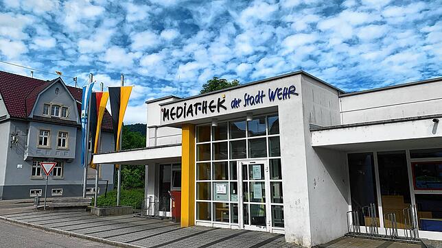 Seit einem Vierteljahrhundert ein Zentrum des Lesens und Lernens: Die Wehrer Mediathek wird in diesen Tagen 25 Jahre alt.