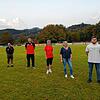 Der neue Vorstand ist auf dem Platz (von links): Erwin Schabert (Beisitzer), Tim Schuler (stellvertretender Jugendleiter), Martina ...