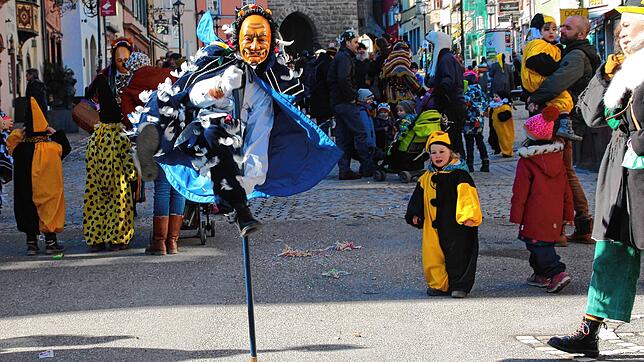 Der Federahannes ist eine der bekanntesten Rottweiler Narrenfiguren: Gesprungen wird auch bei der Corona-Fastnacht 2022.