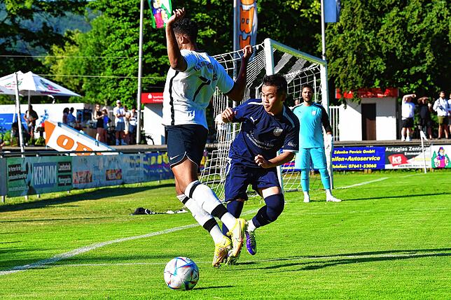 Bild 20: VfB Waldshut siegt 2:1 beim FC Emmendingen und steigt in die Landesliga auf &ndash; wir haben Bilder!