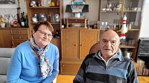 Vertraut: Karin und Bozo Cosic sind seit 50¦Jahren ein Ehepaar. Foto: Heidi Rombach