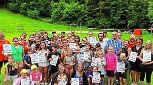Das kann sich doch sehen lassen: Wie im vergangenen Jahr gibt es für besonderen Einsatz beim 24-Stunden-Schwimmen wieder Preise in allen ...
