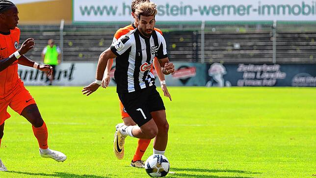 Tevfik Ceylan (rechts) war am Wochenende zurück in der Startelf und half seiner Mannschaft zum ersten Sieg der Saison.