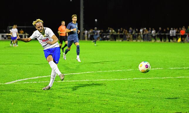 Bild 7: Was für ein Spiel! Unsere Bildergalerie vom Pokalderby zwischen dem FC Singen und Südstern Singen