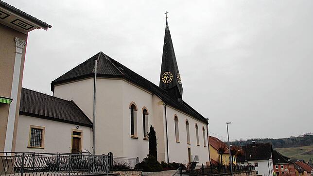 Die Orgel der Kirche St. Gallus in Mauchen bereitet seit Jahrzehnten Sorgen. Die Mauchener haben in den vergangenen Jahren fleißig Geld ...