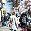 In Corona-Zeiten entdecken viele die Lust am Spazieren und Flanieren.