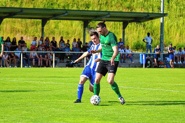 Bild 27: SV Herten II gewinnt Spitzenspiel beim SV Karsau mit 2:0 &ndash; und wir haben Bilder!