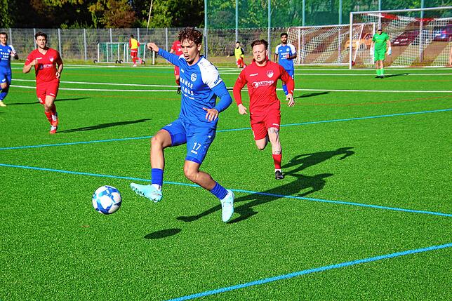Bild 12: Die besten Bilder von der Landesliga-Partie FC Pfaffenweiler gegen FC Radolfzell!