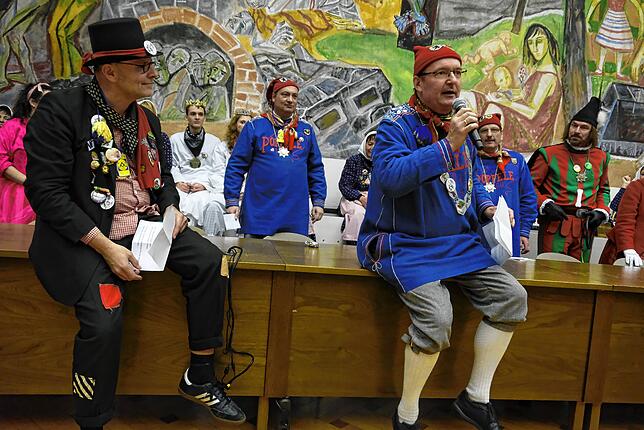 Bild 5: Alle Bilder zum Schmotzigen Dunschtig: Narren übernehmen das Singener Rathaus