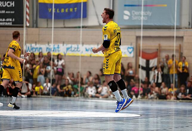 Bild 27: HSG Konstanz feiert den Aufstieg in die 2. Handball-Bundesliga. Bilder vom Spiel gegen Hildesheim