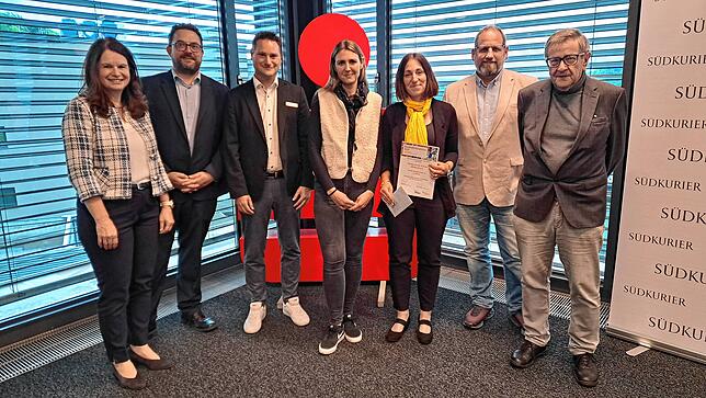 1500 Euro: Förderverein Schule Albbruck für ein Zirkusprojekt (von links): Silvia Knöpfle, Markus Baier, Christian Oeschger, ...