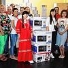Von dem gespendeten Geld der Musikkapelle Aach-Linz wurden Mikrowellen gekauft, die den ukrainischen Frauen den Alltag erleichtern ...