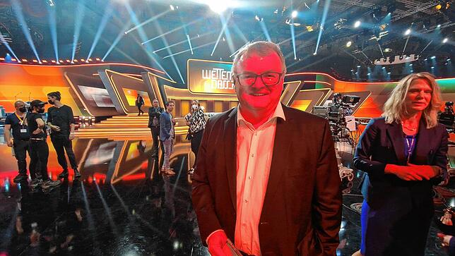 Bild 3: Bilder von "Wetten, dass..?" in Friedrichshafen: Blick in die Halle