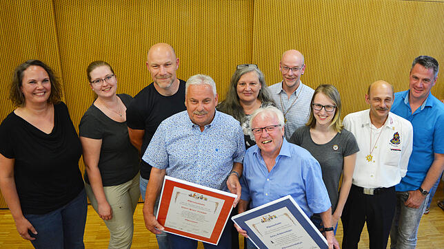 Zunftmeisterin Birgit Beck gratulierte den Geehrten (v.l.): Michaela Schwenninger, Rainer Zanker, Hans-Peter Leichtle, Sabine Messmer, ...