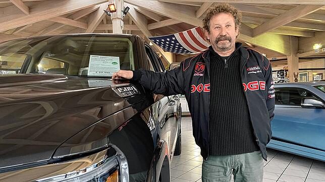 Rainer Haug, Geschäftsführer der Firma Haug US-Cars in Stockach, kämpft mit der Pandemie.