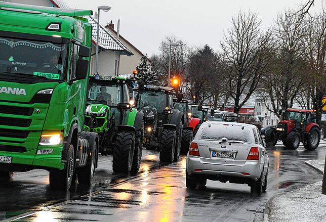 Hunderte Fahrzeuge beteiligten sich an der Demonstrationstour.