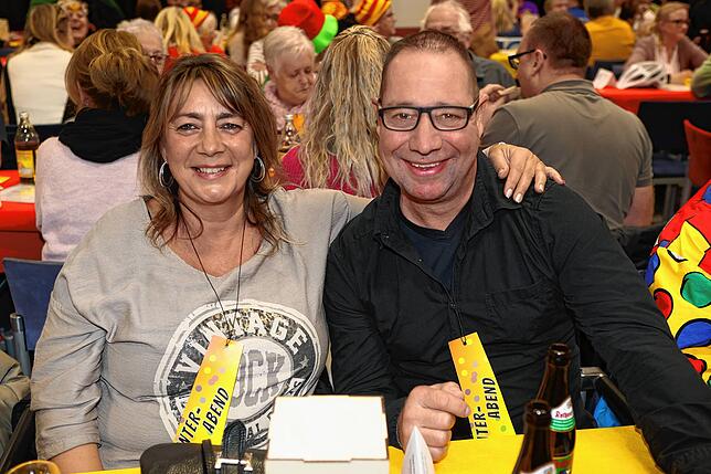 Bild 45: Früher Start in eine lange Fasnacht! Alle Bilder vom ersten Bunten Abend in Konstanz