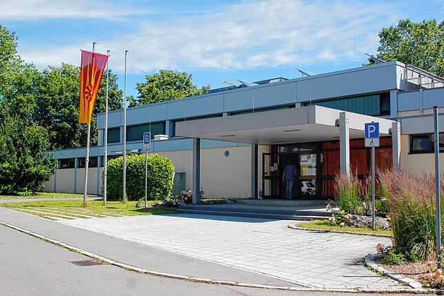 Die Mehrzweckhalle in Leimbach wird von Vereinen genutzt. Außerdem finden dort der Schulsport der Grundschule Leimbach und die ...