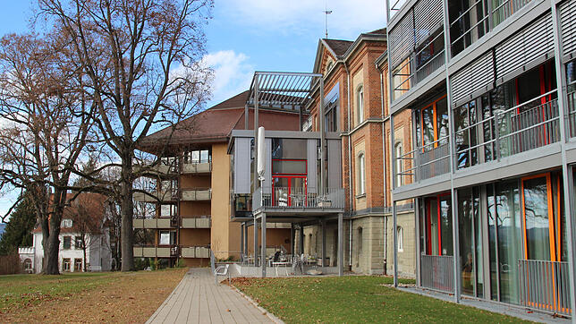 Das Altenheim St. Ulrich liegt oberhalb der Mühlenstraße mit Blick auf den See. Bald wird das Heim durch einen Neubau westlich des ...