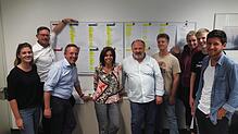 Unser Wahl-Team, das drei Tage lang für die Erfassung und schnelle Veröffentlichung von 10.000 Ergebnissen gesorgt hat (von links): ...