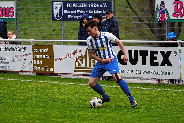Bild 35: SG Stühlingen/Weizen II gewinnt Spitzenspiel mit 2:0 gegen SC Lauchringen – und wir haben Fotos!