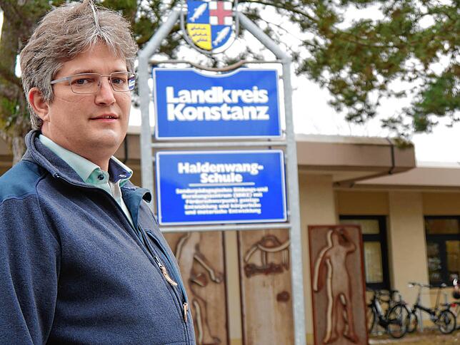 Schulleiter Daniel Baerwind macht deutlich: „“Wir warten schon seit Jahren auf einen Erweiterungsbau.“