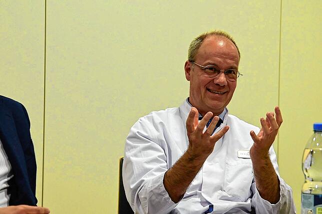 „Es braucht das Inventar und die Fachleute, die das medizinische Level des Klinikums auf hohem Niveau halten“, sagt Matthias ...