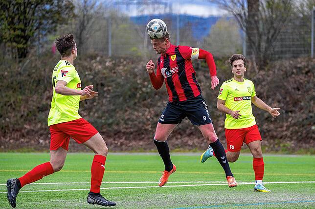 Bild 8: FSV Rheinfelden feiert 12:0-Kantersieg gegen Freiburger FC U23 &ndash; und wir haben Bilder!