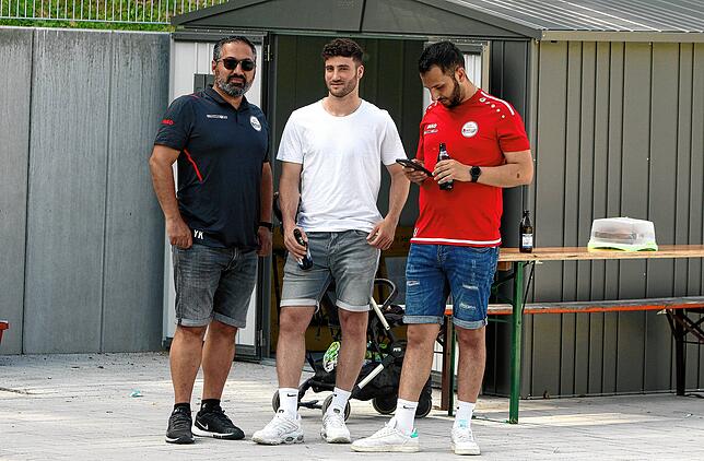 Bild 19: Linzgauer Titelparty! So bejubelt der FC Aramäer Pfullendorf die Meisterschaft